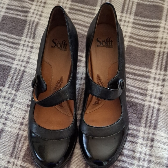 Sofft Black Mary Jane Heels - Picture 1 of 5